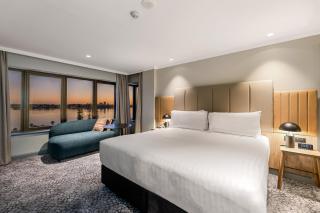 Crowne Plaza Perth by IHG - 2