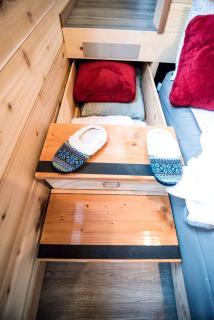 Snug and Cozy Tiny House Rental near Fairbanks for Glamping in Alaska - 5