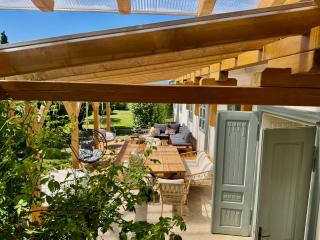 Boho hipster hidaway in downtown - 8