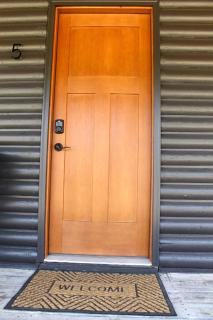 Cute Creek-Side Cabin Nestled by Mount Rushmore in Rapid City - 9