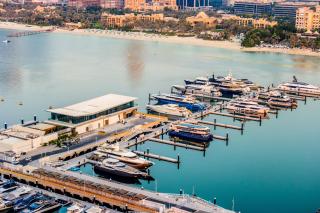 Livbnb-3BR Plus Maid's Room with Marina and City Skyline Views - 9