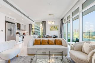 Livbnb-3BR Plus Maid's Room with Marina and City Skyline Views - 0