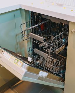 Chic and Cozy Apartment in the Heart of Glyfada - 5