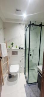 Prestige & Elegance Pool view-Balcony Menara Garden - 3