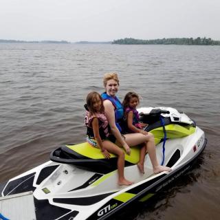 Log Cabin Elegance: Your Private Haven on 5 Acres of Hazelhurst Waterfront - 9