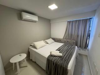 2 quartos com varanda em Manaíra AH206 - 9