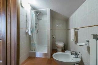 Rural Apartment With Views Of Lake Trasimeno - 4