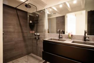 Canal view luxury apartment in the Jordaan - 1