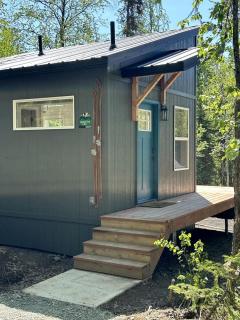 Incredible Cabin Surrounded by Trees and Hot-tub Provided in Anchorage, Alaska - 0