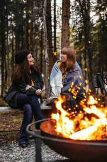 Incredible Cabin Surrounded by Trees and Hot-tub Provided in Anchorage, Alaska - 9