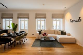 NAMASTÉ Homes - Luxus-Apartment mit Whirlpool & Garage - 8