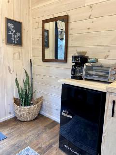 Majestic Nordic Tiny House with Private Deck, Grill and Fire Pit in Arkansas - 5