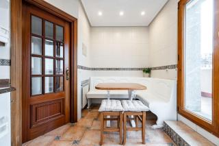 Brightline Penthouse by San Sebastian Stays - 2