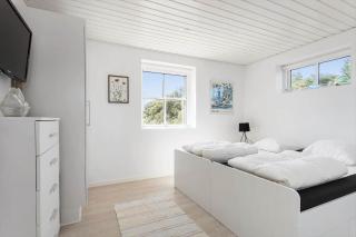 TV1679-Skagen-Doktorstien-2 - 2