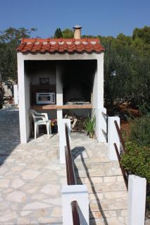 Apartments with parking space Maslinica, Solta - 5184 - 1