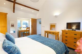 The Dairy, Treathro Farm - Rural, sea views, woodburner - 3