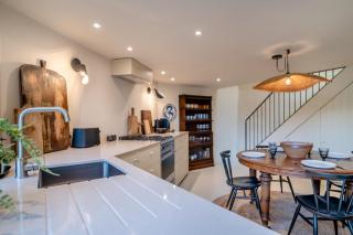 3 Bed in Winfrith Newburgh oc-w33007 - 1