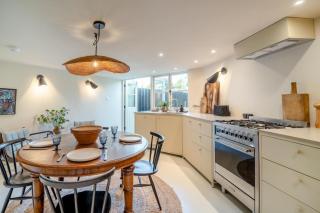 3 Bed in Winfrith Newburgh oc-w33007 - 3