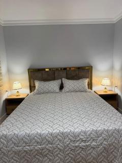 Registan 15 min walk away - 2