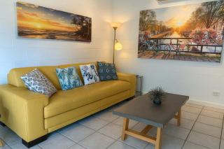 Strand Stay Steps to Beach & Waterpark - 5