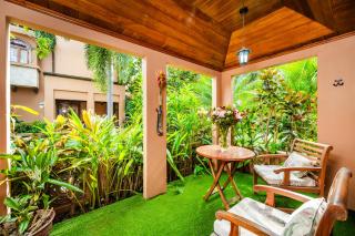 Relaxing Tropical Villa Near The Beach - 5