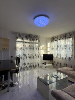 Azure Dream Apartment - 8
