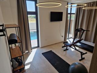 Family-friendly apartments with swimming pool Sveti Filip i Jakov, Biograd - 21627 - 2