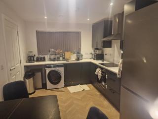 A spacious double room in a peaceful area - 1