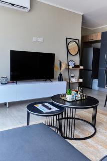 Cozy 1-Bed Apartment in Gaborone - 6