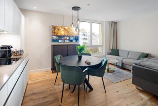 Visionary Hospitality Embrach, Zürich - Premium Apartments with Free Parking, Washer, Kitchen, Rooftop Terrace, Lounge, Bus Stop, Train Station, 15' Airport - 7