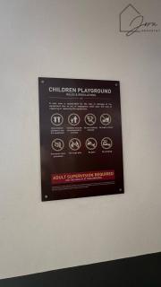 Brand New Minimalist Suite 3 Min Walk to CIQ - 6