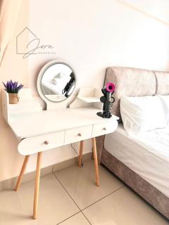 Brand New Minimalist Suite 3 Min Walk to CIQ - 2