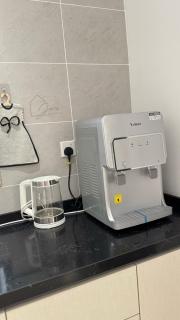 Brand New Minimalist Suite 3 Min Walk to CIQ - 1