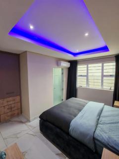 Modern Beachfront Escape in La Mercy - La Mercy - 0