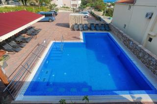 Apartments with swimming pool Caska, Pag - 4109 - 2