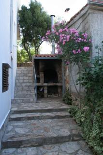 Apartments by the sea Cove Zarace - Gdinj, Hvar - 4598 - 1