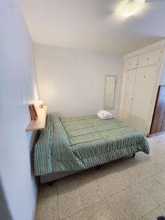 Monoambiente y sala de estar con garage - 2