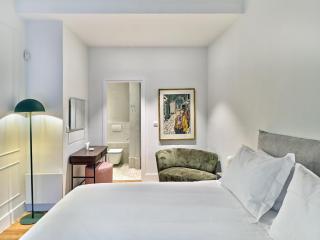 12ve Plaka, a Chic Apartment in the Heart of Plaka - 8