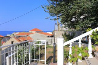 Apartments by the sea Mali Rat, Omis - 18485 - Dugi Rat - 2