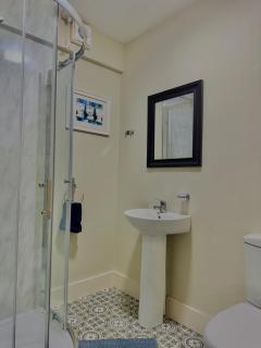 Mallview Coach House - 4