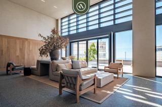 Studio Overlooking the Revolution Monument - 4