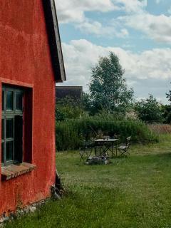 Charming Schoolhouse Apartment In Rensow - 8