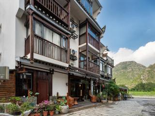 Serene Vale Inn-Free pick up train station stay two nights - 6