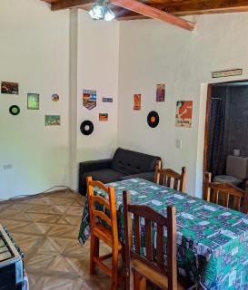 Pequeño chalet con frente al arroyo - 5