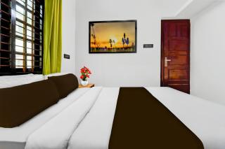 Super Townhouse Hotel Sec- 54 Golf Course Road - 5