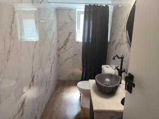 Casa Dili Stylish 2BR Apartment - 9