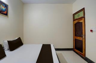 Hotel O Royal Galaxy Inn Guest house - 2