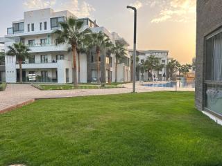 Luxury & Spacious Apartment - 6