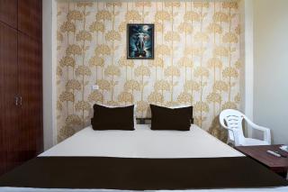 Hotel O Royal Galaxy Inn Guest house - 4