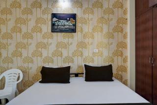 Hotel O Royal Galaxy Inn Guest house - 5